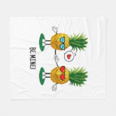 パインパーソナライズされたアップル絵文字ラブカップル フリースブランケット (正面(横))