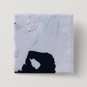 パイン島氷河 缶バッジ (正面)