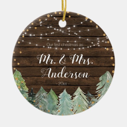 パイン素朴ツリー私たちの初めてのクリスマス セラミックオーナメント (正面)