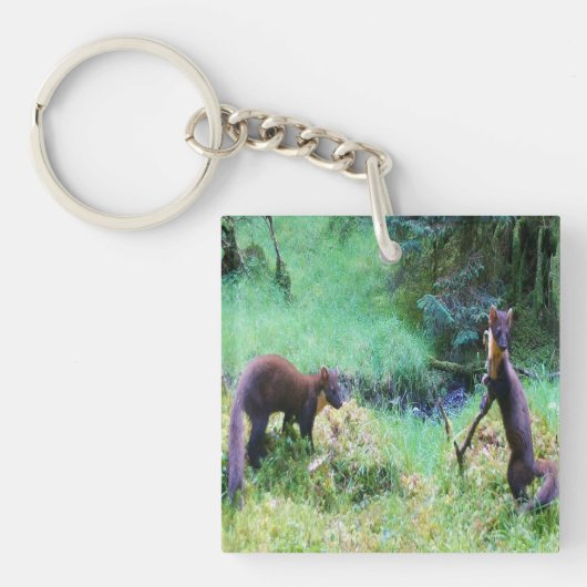 パイン・マーテン夫妻のデート・ナイト キーホルダー (正面)