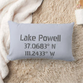 パウエル湖緯度経度 ランバークッション (ブランケット)