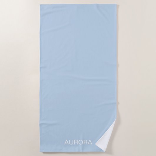 パウダエレガントーパーソナライズされたブルー名 –  ビーチタオル (正面)