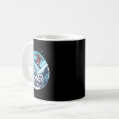 パウダートザピープル – Snowboarding Tee 2 コーヒーマグカップ (正面左)