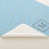 パウダーブルーかわいい猫パターン（モノグラム） シェルパブランケット (3/4)