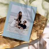 パウダーブルーエレガント文字と写真 |日付の保存 案内ポストカード