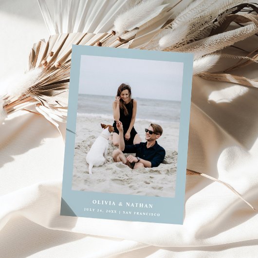 パウダーブルーエレガント文字と写真 | 結婚s セーブザデート