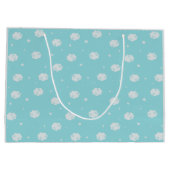 パウダーブルー – 雲の抱き枕 ラージペーパーバッグ (裏面)