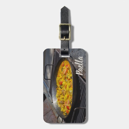 パエリアはシェフのグリルギフトで調理される ラゲッジタグ (正面縦)