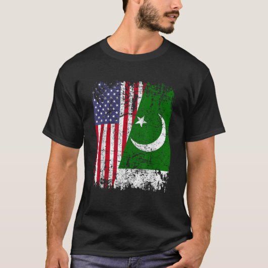 パキスタンのルーツハーフアメリカ国旗PAKISTAN T Shir Tシャツ (正面)