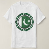 パキスタン国旗：誇らしげに表示されたTシャツ Tシャツ (デザイン正面)