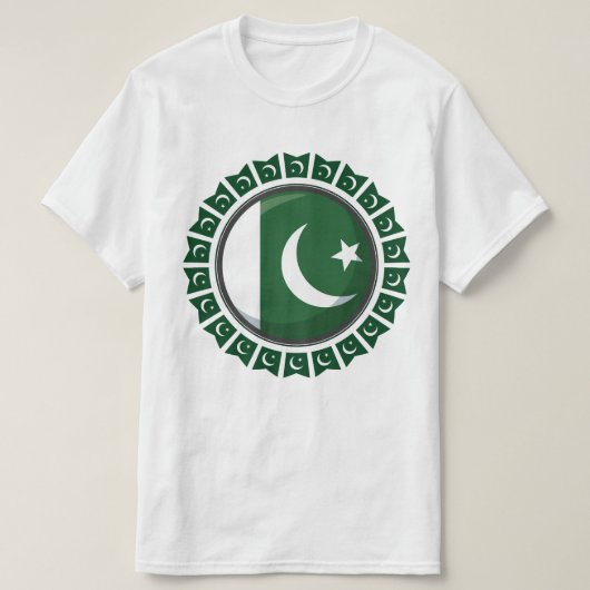 パキスタン国旗：誇らしげに表示されたTシャツ Tシャツ (デザイン正面)