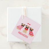 パグとキスかわいいパグ犬 フェイバータグ (インサイチュ)