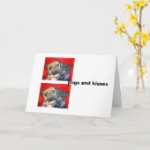 パグとキス カード (黄色い花)