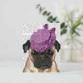 パグとヴィンテージパープルハット ポストカード (スタンド正面)