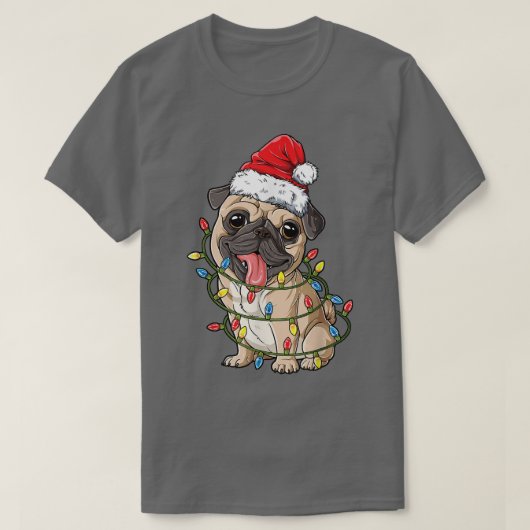 パグのクリスマス サンタ帽子 イルミネーション Xmas ライト 少年のためのPugmas Tシャツ (デザイン正面)