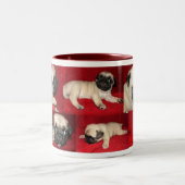 パグのマグ ツートーンマグカップ (中央)