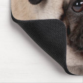 パグの口輪が付いているmousepad マウスパッド (コーナー)