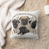 パグはちょうど1服装およびギフトを有することができません クッション (ブランケット)