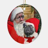 パグはサンタのオーナメントを調べます セラミックオーナメント (左)