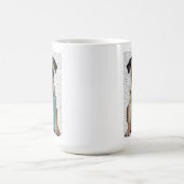パグを抱く コーヒーマグカップ (中央)