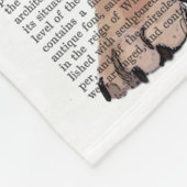 パグを抱く フリースブランケット (角)