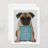 パグを抱く ポストカード (正面/裏面)