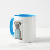 パグを抱く マグカップ (正面左)