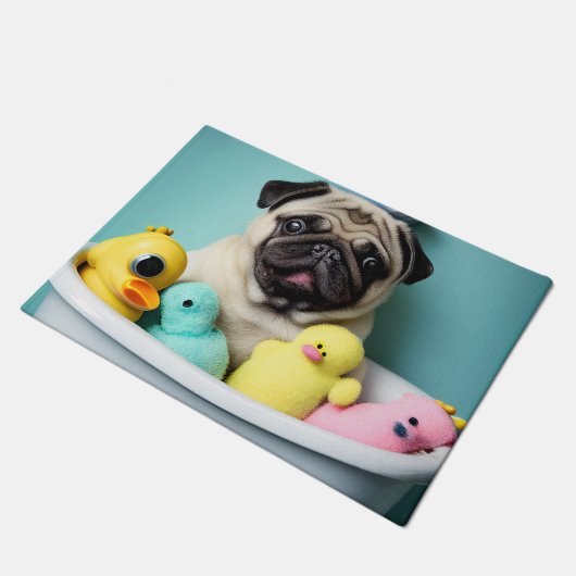 パグパラダイス:浴槽の中の入浴美しい ドアマット (アングル)