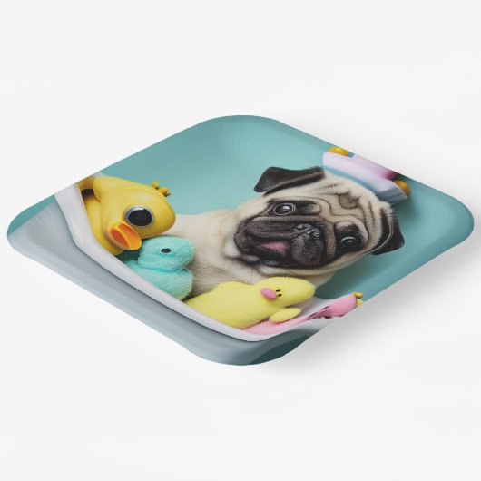 パグパラダイス：浴槽の中の入浴美しい ペーパープレート (傾斜あり)