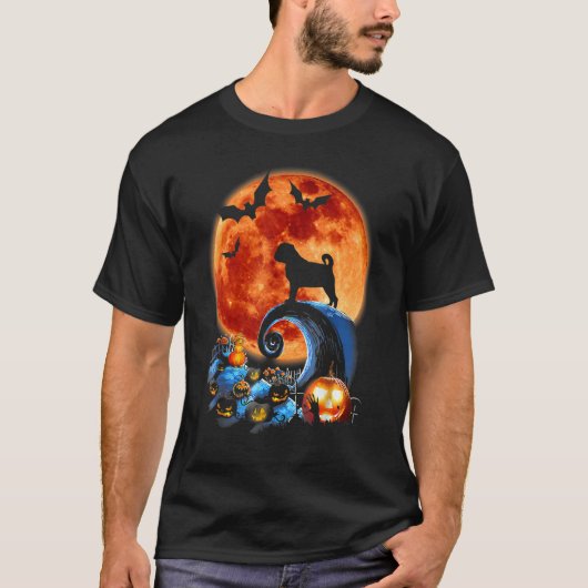 パグ犬の怖いムーンハロウィーンの衣装 Tシャツ (正面)