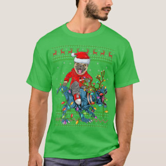 パグ犬の恋人の醜いクリスマスライトパグ恐竜に乗る Tシャツ