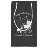 パグ犬の赤ちゃんシャワーグレーの子犬男女兼用 スモールペーパーバッグ (正面)