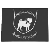 パグ犬の赤ちゃんシャワーグレーの子犬男女兼用 ラージペーパーバッグ (正面)