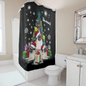 パグ犬動物とのメリークリスマス シャワーカーテン (インサイチュ)