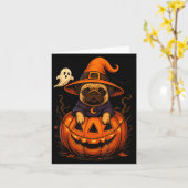 パグ犬種のペットかわいいハロウィンカボチャ ハロウィン カード (黄色い花)