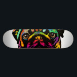 パグ犬 スケートボード<br><div class="desc">白い背景のパグ犬の明るく、多彩なポップアートのプリント。</div>