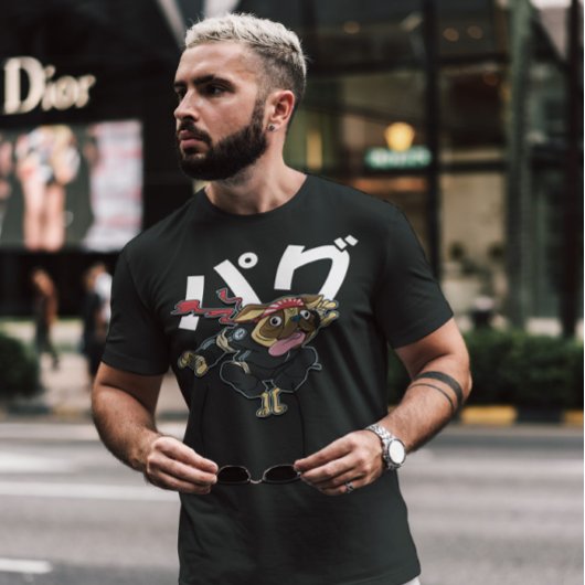 パグ間抜けドッグサムライ Tシャツ