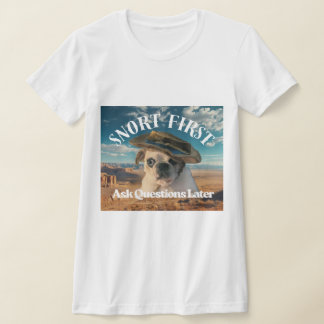 パグTシャツ 先にいぬがスッと鼻を鳴らす 後で質問に答える Tシャツ