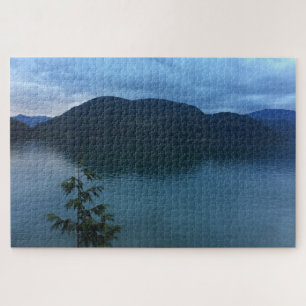 パシフィック北西湖と山と松 ジグソーパズル