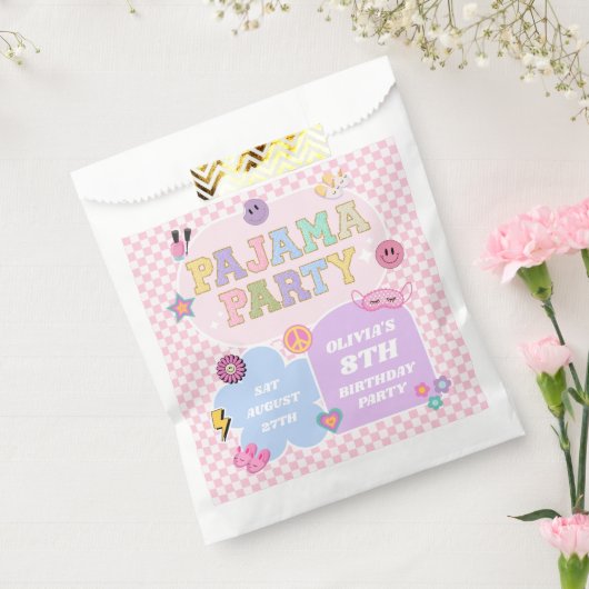 パジャマパーティー名門私立校風のバーシティパッチ誕生日パーティー フェイバーバッグ (封をした状態)