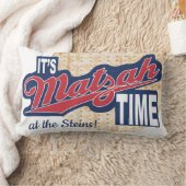 パスソーバーシーダーランバーピロー「MATZAHタイムだ!」 ランバークッション (ブランケット)