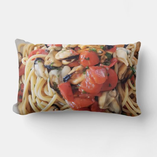 パスタアート装飾用クッション – リアルイタリアン食 ランバークッション (正面)