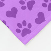 パステパーソナライズされたルパープルハートと手足に名前を付ける フリースブランケット (角)