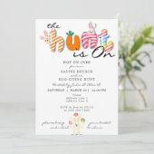 パステルおもしろいイースターカラフルブランチ卵狩りバニー 招待状 (スタンド正面)