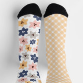 パステルかわいらしイエロー市松模様にミックとフローラ奇数 ソックス (上部)