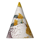 パステルの優しさ:黄金の渦巻きアート。 パーティーハット (右)