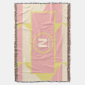 パステルイエローピンクとクリーム幾何学少女の名前 スローブランケット (正面縦)