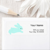 パステルイースターバニーの芝生のグラフィック ラベル (インサイチュ)