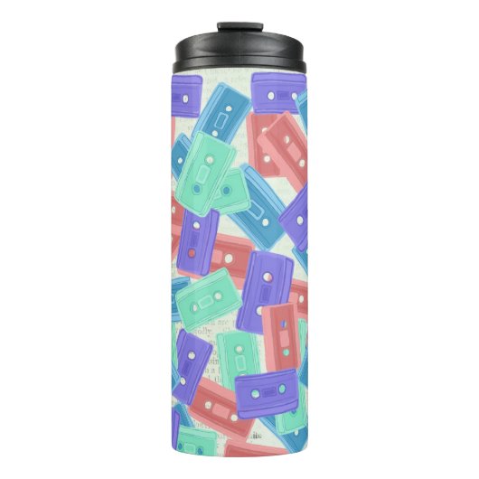 パステルカセットテープ – 90年代の美音楽 タンブラー (正面)