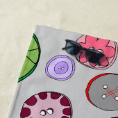 パステルカラフルボタンイラストレーション ビーチタオル (インサイチュ)